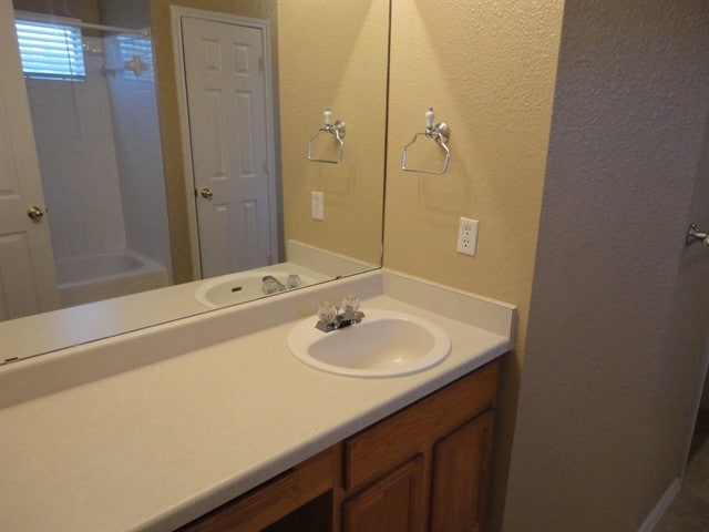 Building Photo - 1237 Vincent Pl