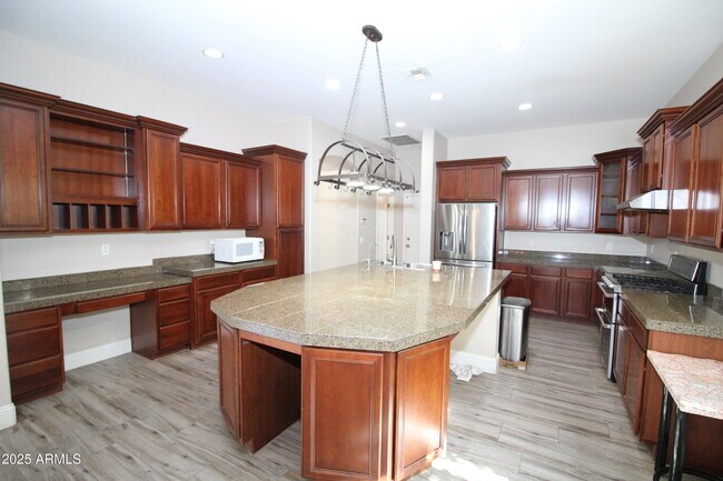 Building Photo - 3118 E Virgo Pl