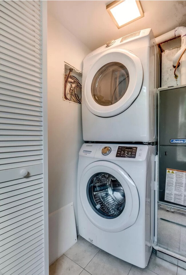 Building Photo - 1930 S Morgan St