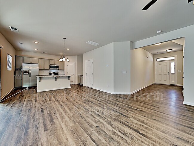 Building Photo - 12327 Old Dulin Farms Way