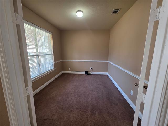 Building Photo - 1522 Avenue E