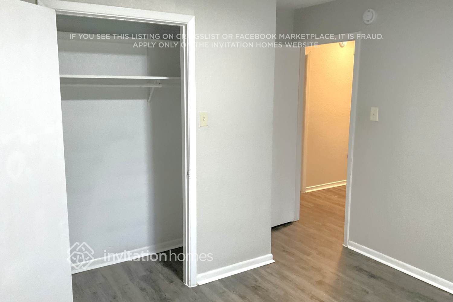 Building Photo - 203 Briar Creek Dr