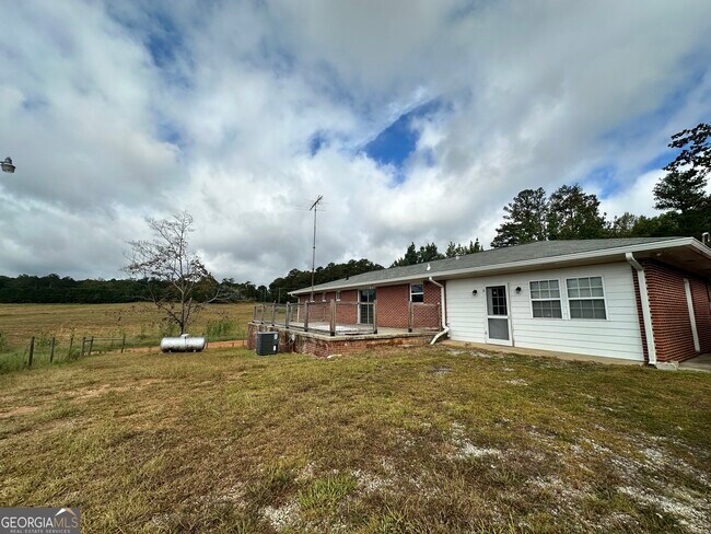 Building Photo - 1233 GA-120