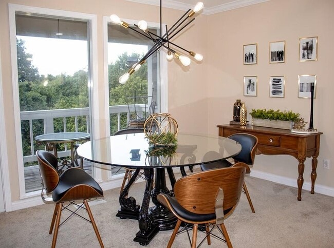 Building Photo - 14898 Dutchmans Dr