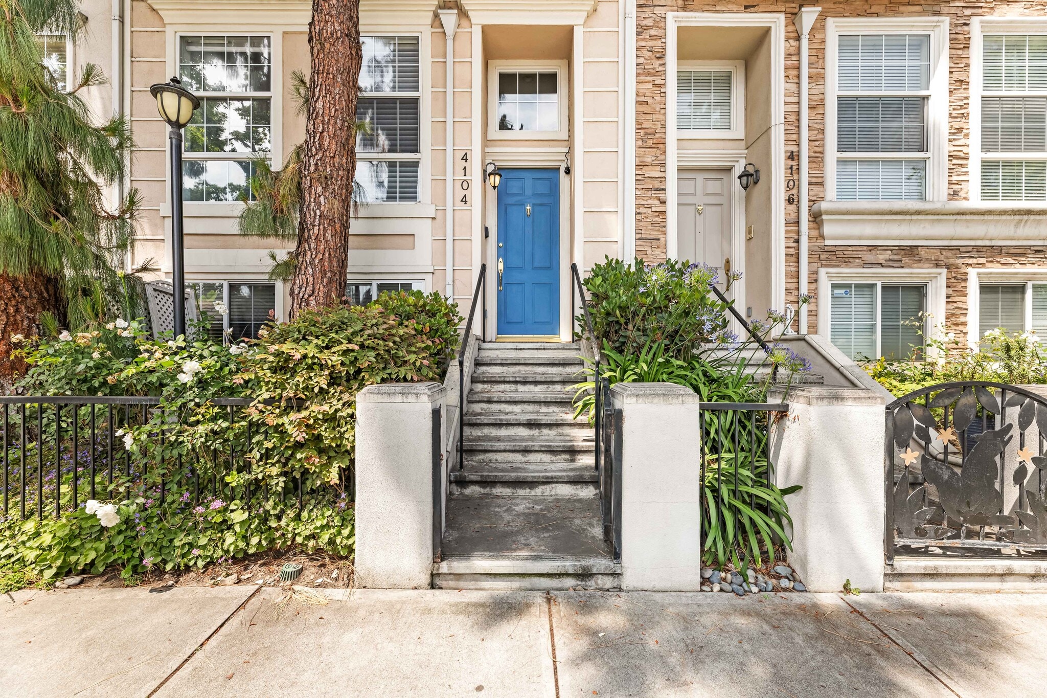 Building Photo - 4104 W Kling St