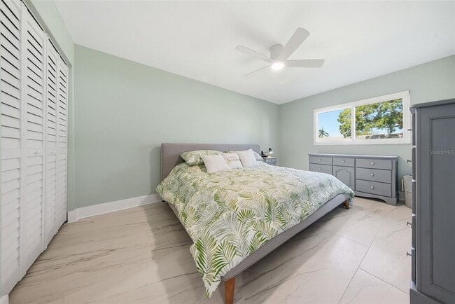 Building Photo - 4651 Lake Villa Dr