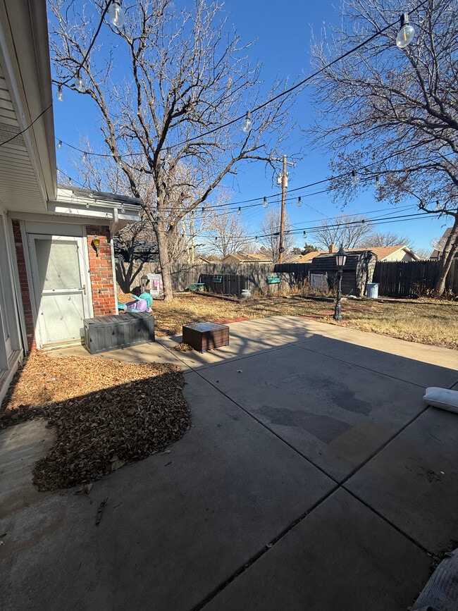 Building Photo - 3417 Sunlite St