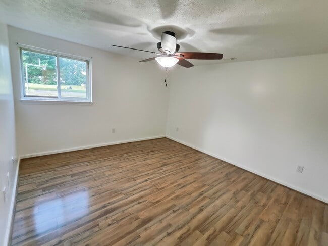 Building Photo - 2153 Wainwright Ct