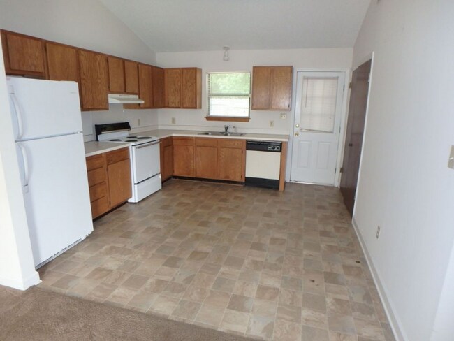 Building Photo - 111 Wyndham Cir