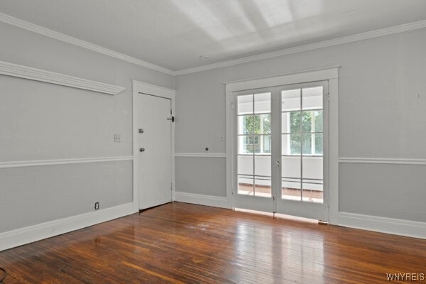 Building Photo - 255 Saranac Ave