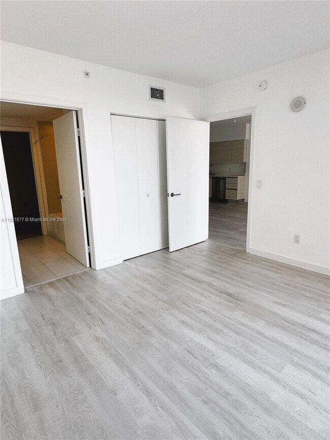Building Photo - 4250 Biscayne Blvd