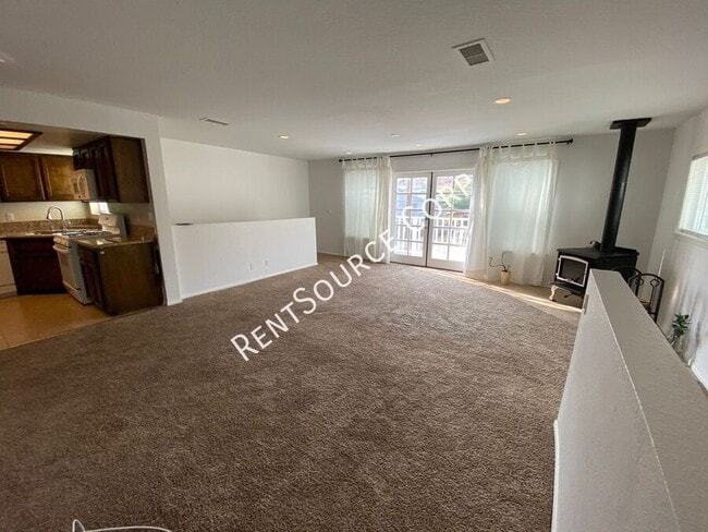 Building Photo - 43328 Lookabout Rd