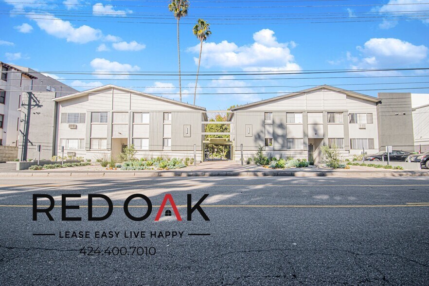 Building Photo - 12737 Moorpark St