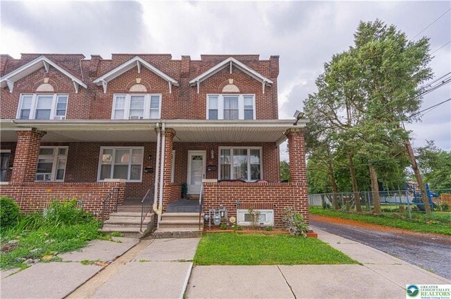 Primary Photo - 754 W Cumberland St