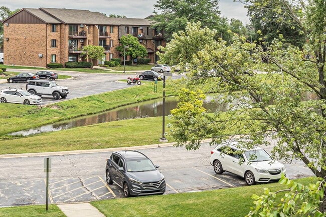 Building Photo - 730 Briar Hill Ln