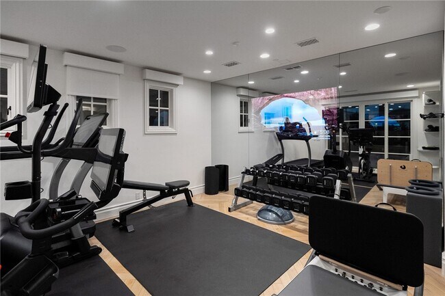 Building Photo - 9 Pelican Crest Dr