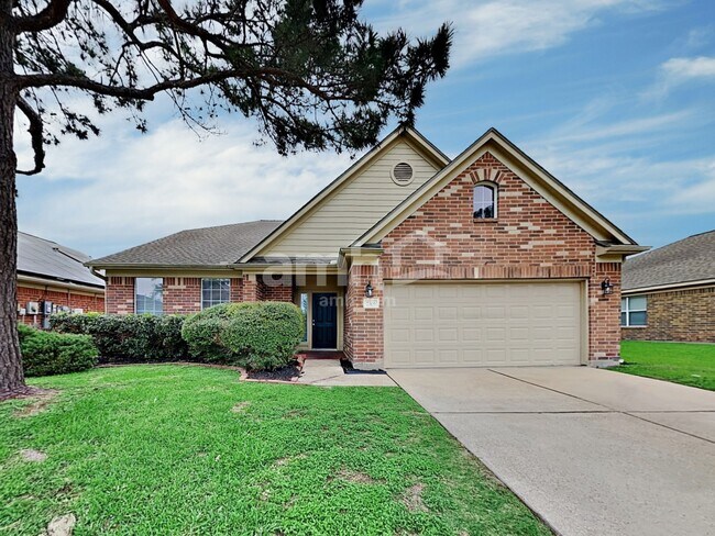 Building Photo - 2306 Hollyfield Ln