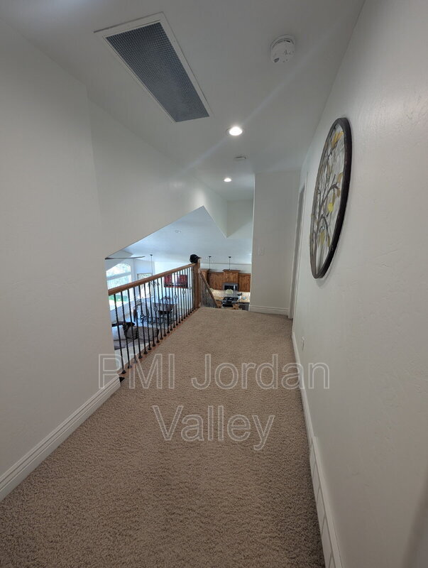 Building Photo - 14457 Gray Fox Dr