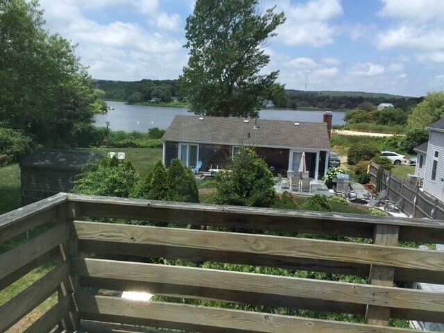 Building Photo - 9 Beach St