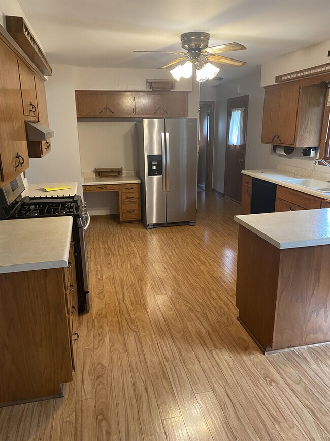 Building Photo - 18525 Heathway Ln
