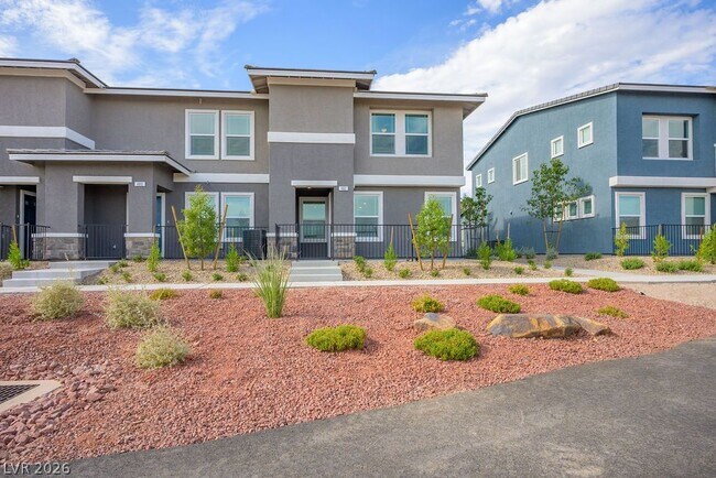 Building Photo - 482 Golden Myna Ave