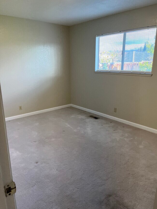 Building Photo - 3164 Brandywine Dr