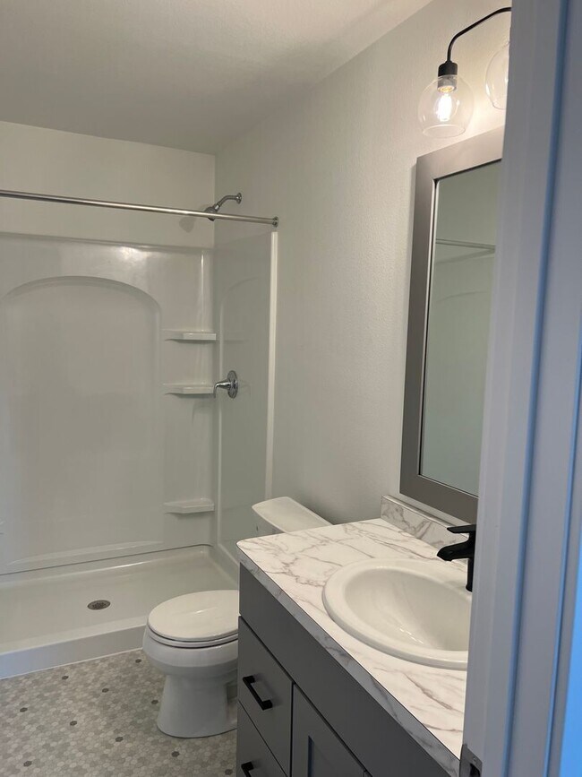 Building Photo - New 3 Bedroom/3 Bathroom House