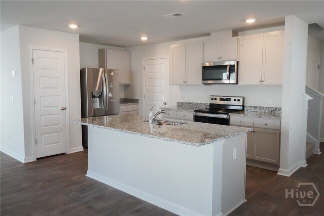 Building Photo - 418 Coconut Dr