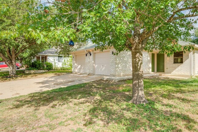 Building Photo - 8110 Willet Trail