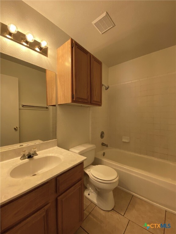Building Photo - 1706 Windward Dr