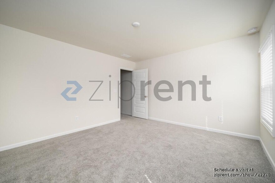 Building Photo - 5485 Blossomwood Trl SW