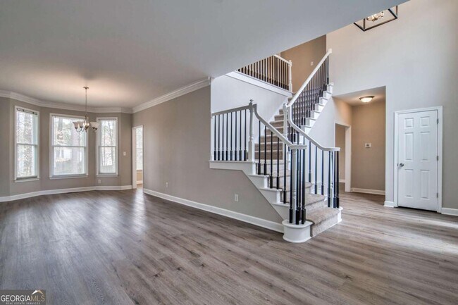 Building Photo - 2011 Town Lake Hills W