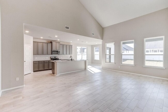 Building Photo - 5933 Revere Dr