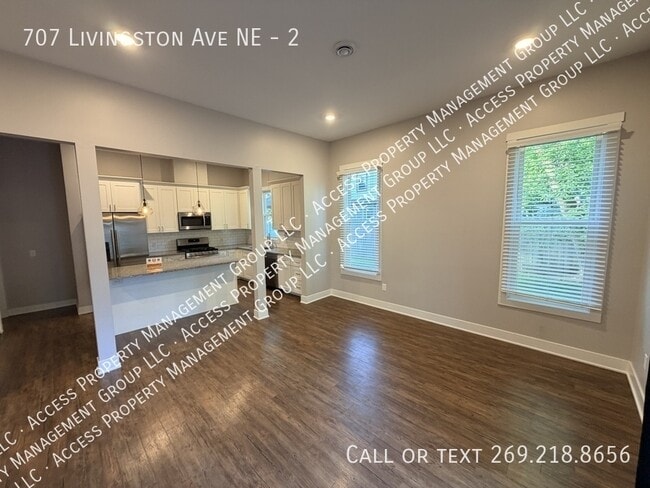 Building Photo - 707 Livingston Ave NE
