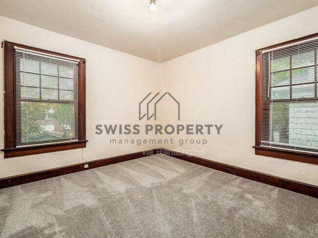 Building Photo - 2090 N 4th St