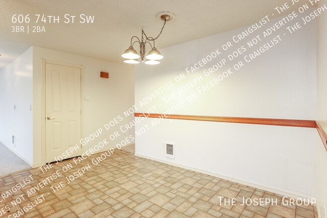 Building Photo - 606 74th St SW