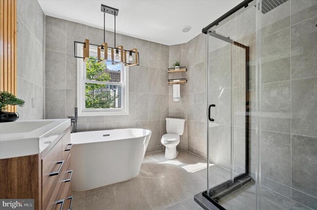 Building Photo - 2124 Pierce St