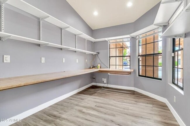 Building Photo - MOVE IN SPECIALS!! 15 DAYS RENT FREE!! Stunning 4beds/2.5baths single-level home in the heart of ...