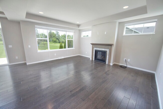 Building Photo - 7850 W Mourning Dove Ln
