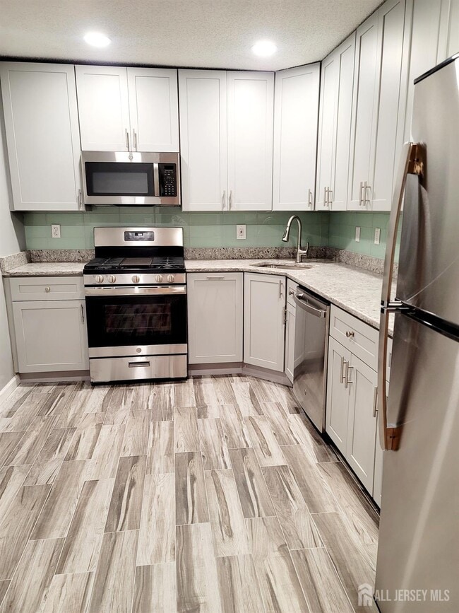 Building Photo - 219 Kempsey Dr