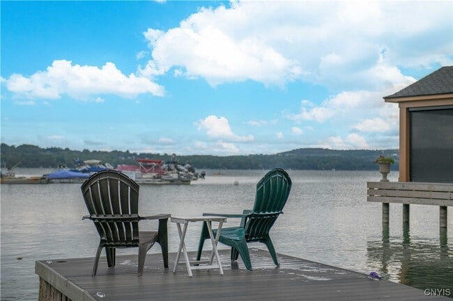 Building Photo - 1916 W Lake Rd