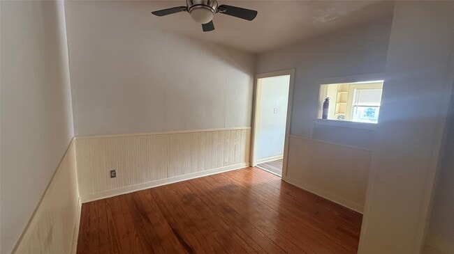 Primary Photo - 2010 Taft St