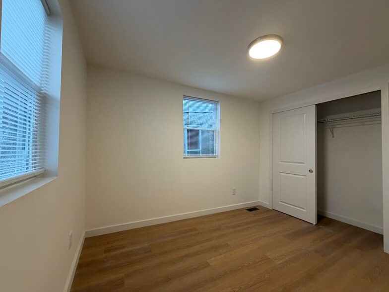 Building Photo - 2503 S 2nd St