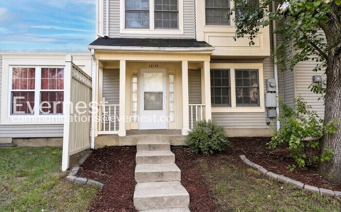 Building Photo - 12135 Salemtown Dr