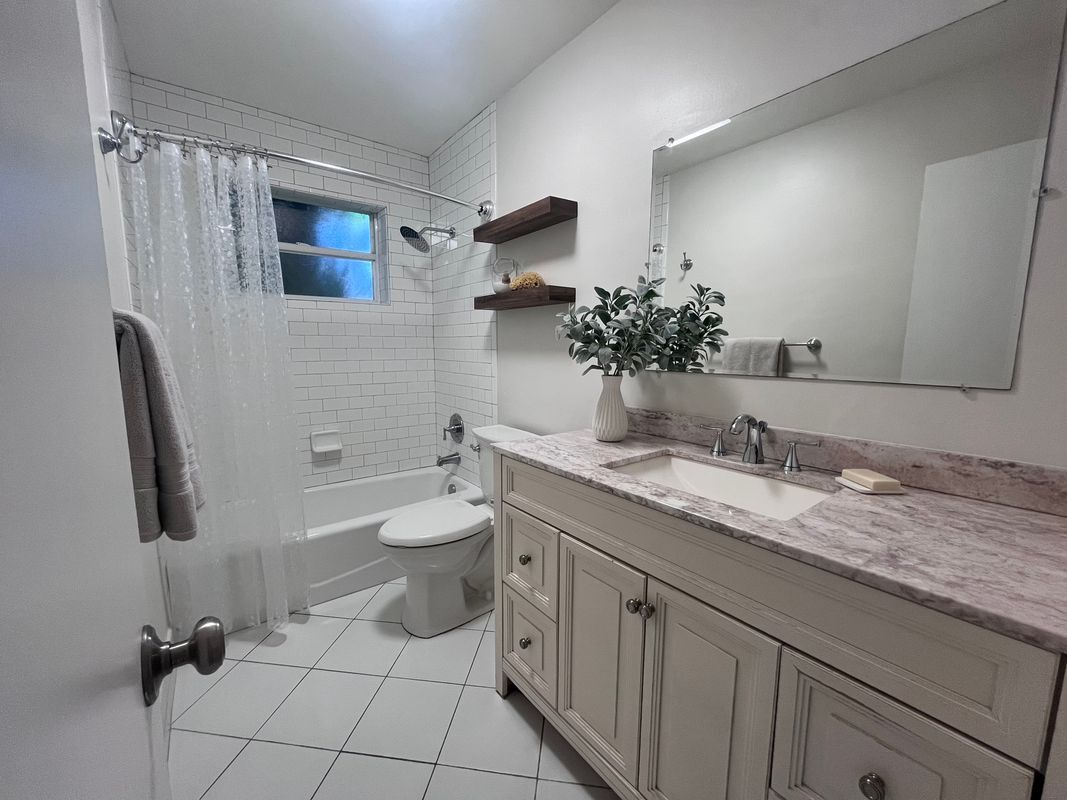 Building Photo - 9840 SW 165th Terrace