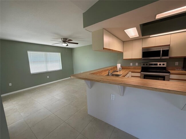 Building Photo - 71 Mark Twain Ln