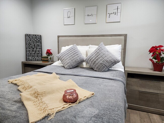 Building Photo - 7986 Briaridge Rd