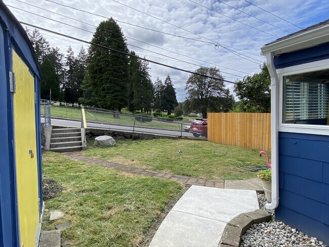 Building Photo - 2120 15th St