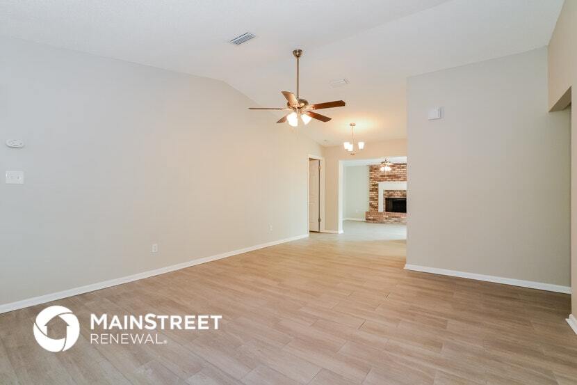 Building Photo - 8734 Brackenwood Dr