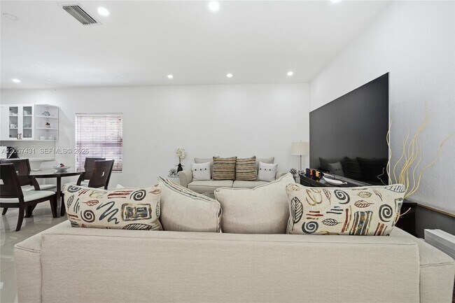 Building Photo - 14030 SW 49th St